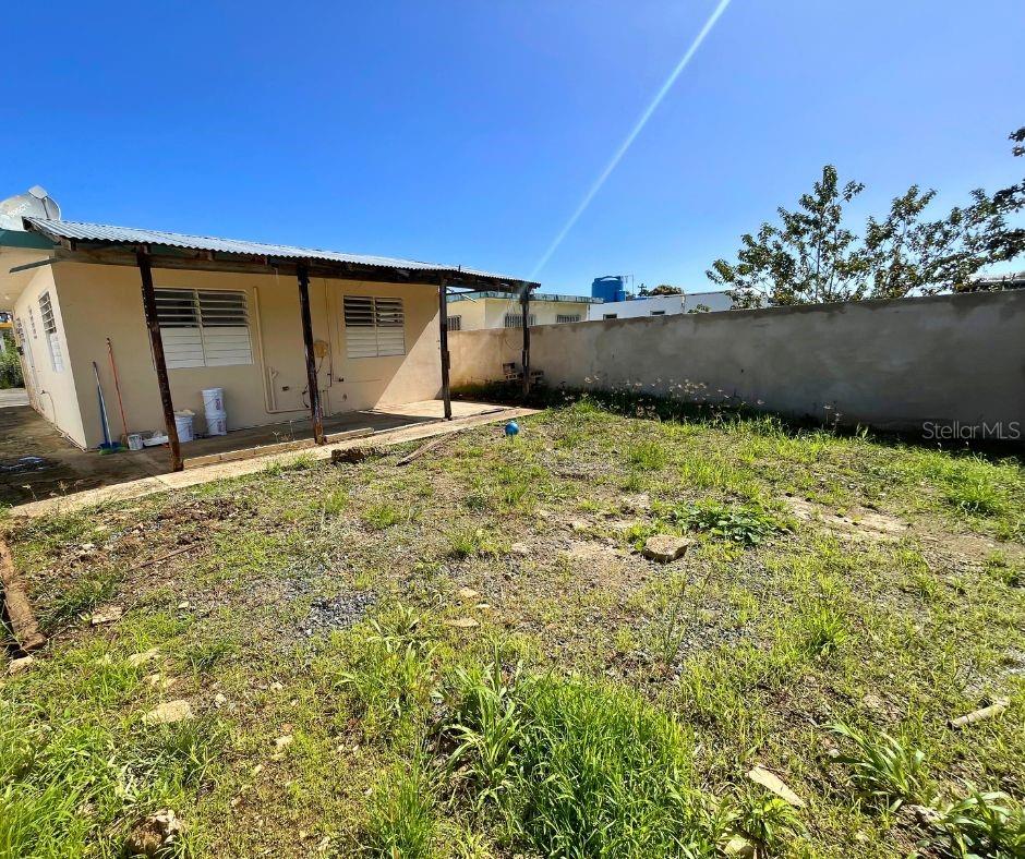 CALLE 3 E2 URB VILLA FLORES CEIBA, PR 00735