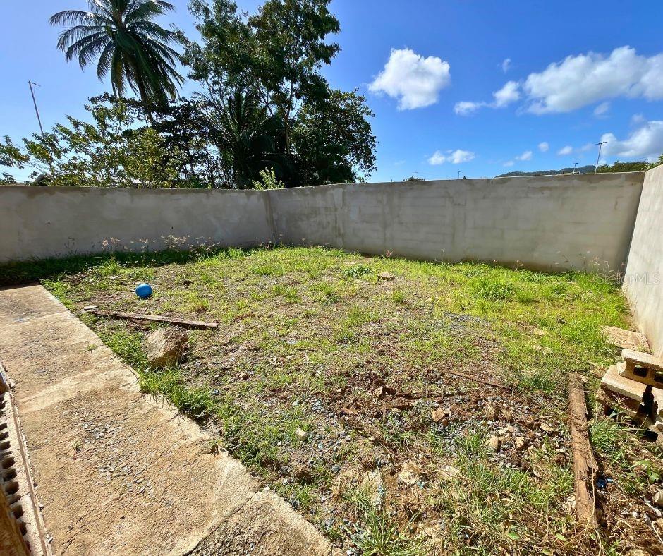 CALLE 3 E2 URB VILLA FLORES CEIBA, PR 00735