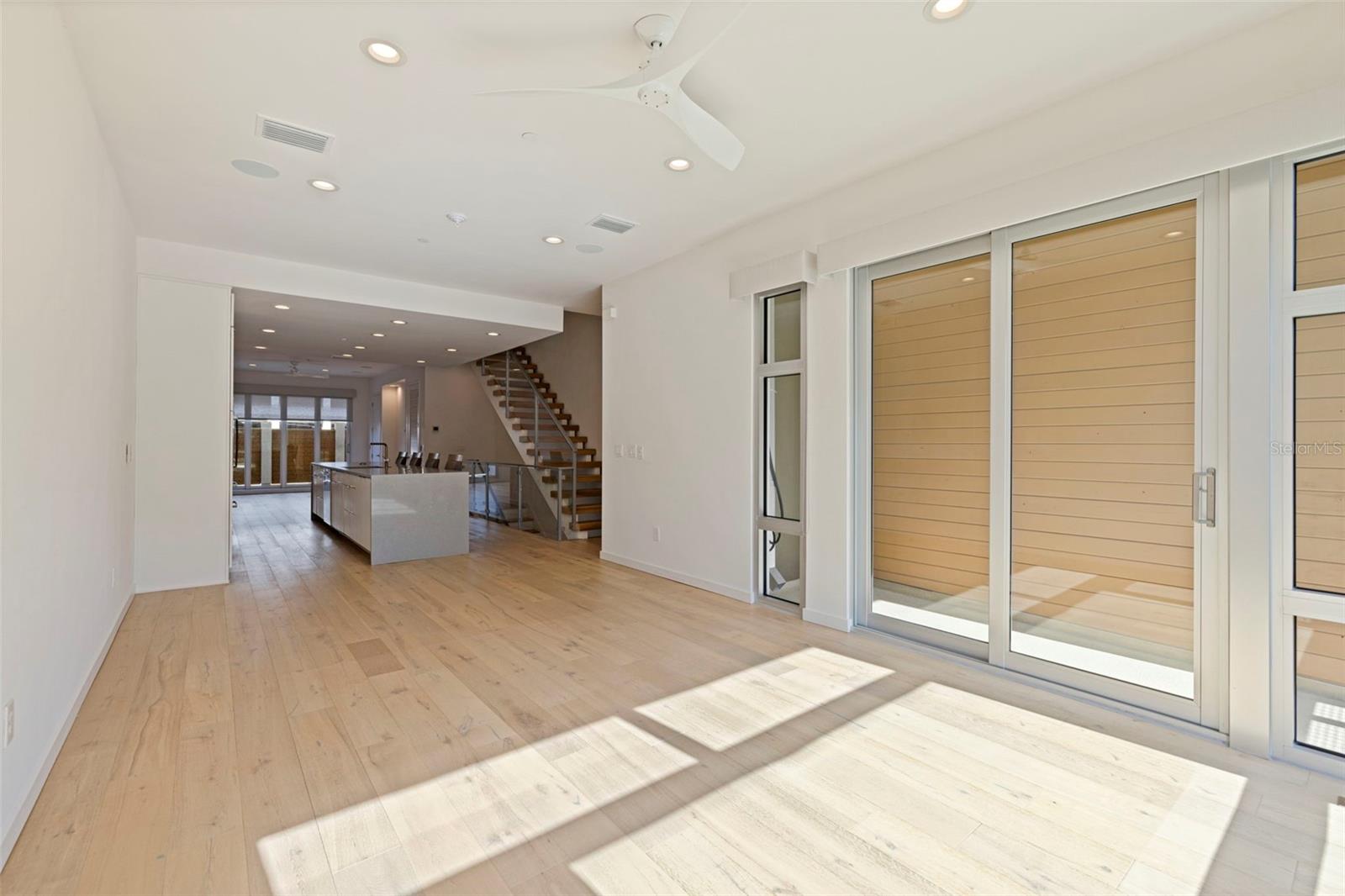 233 4TH Ave ST PETERSBURG, FL 33701