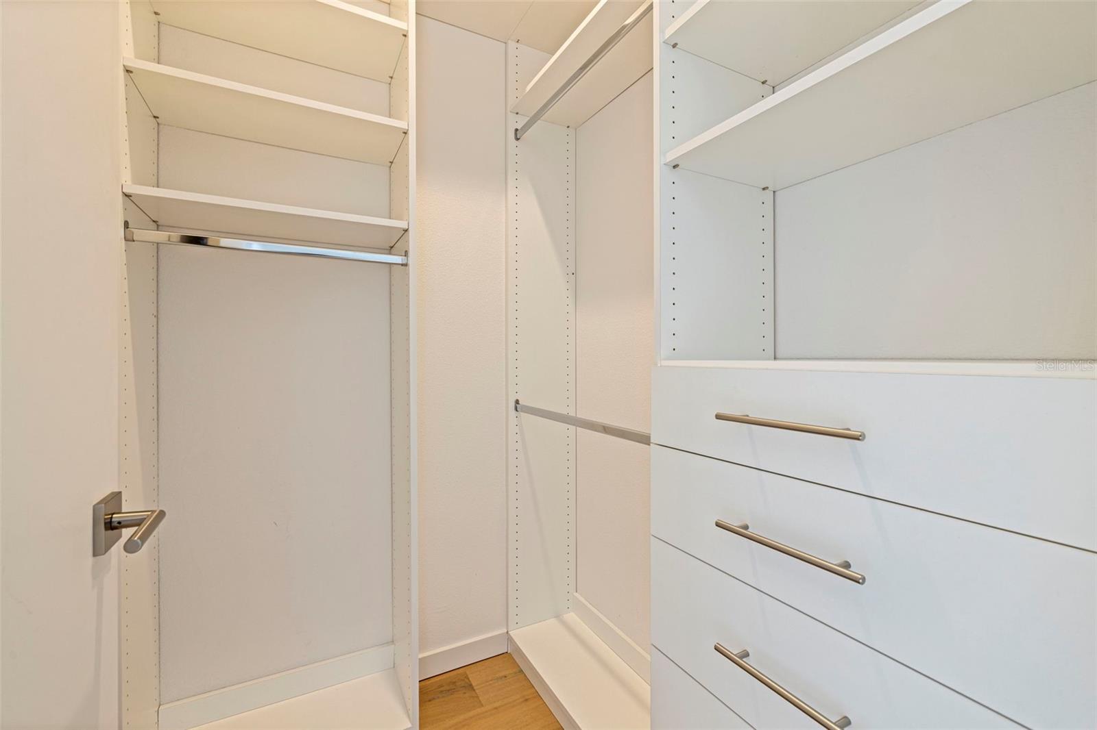 233 4TH Ave ST PETERSBURG, FL 33701