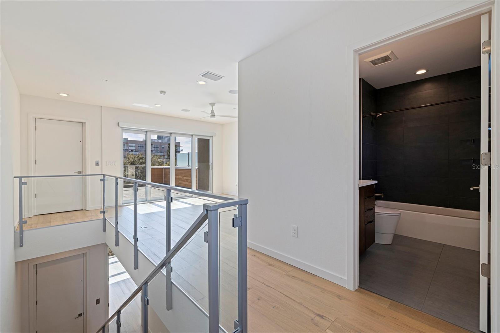 233 4TH Ave ST PETERSBURG, FL 33701