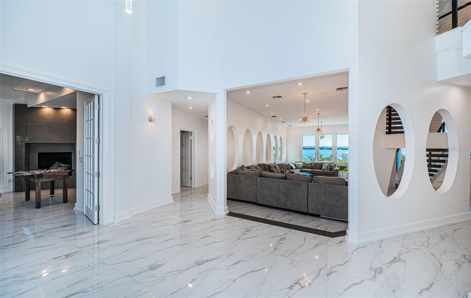 5212 62ND Ave ST PETERSBURG, FL 33715