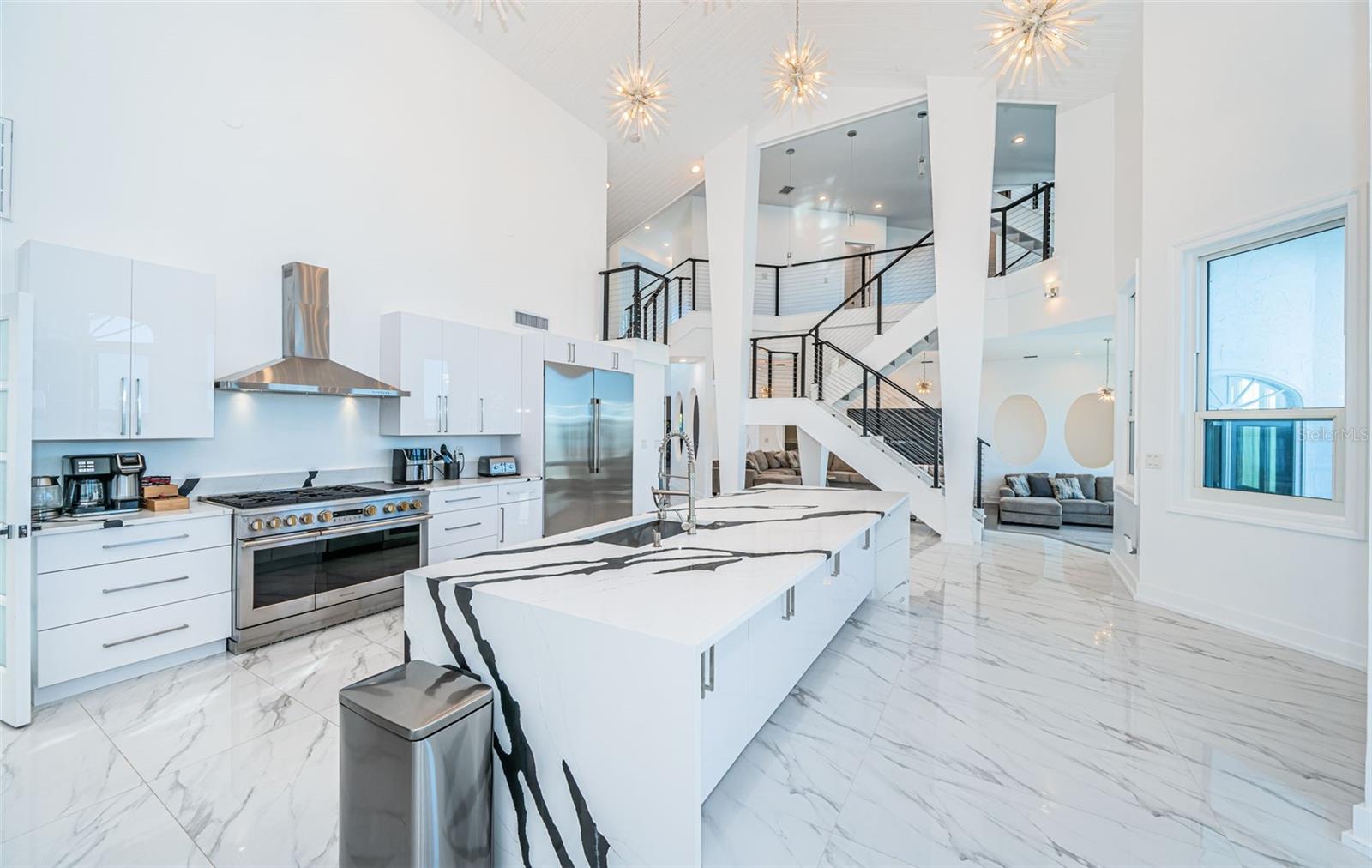 5212 62ND Ave ST PETERSBURG, FL 33715