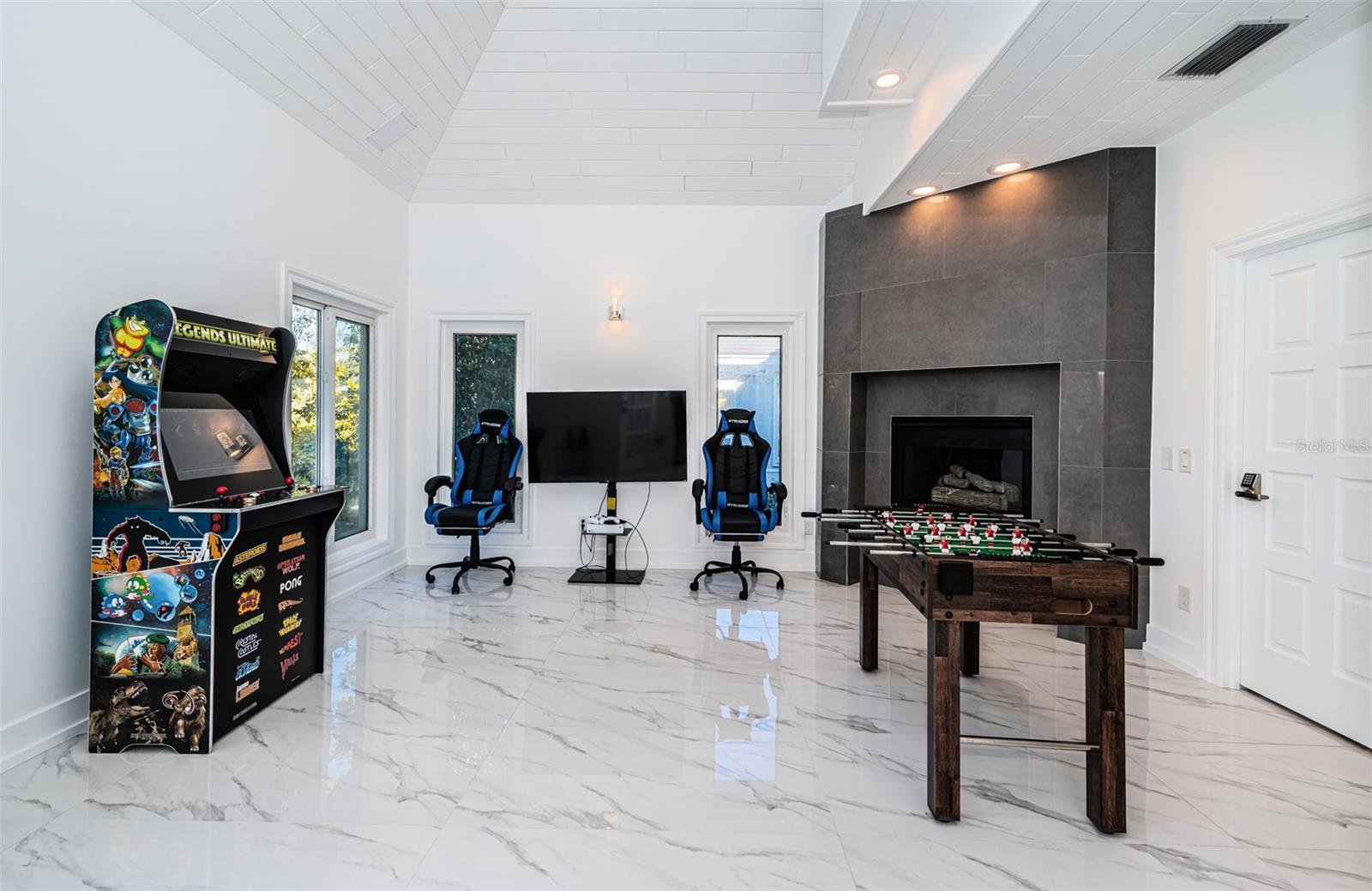 5212 62ND Ave ST PETERSBURG, FL 33715