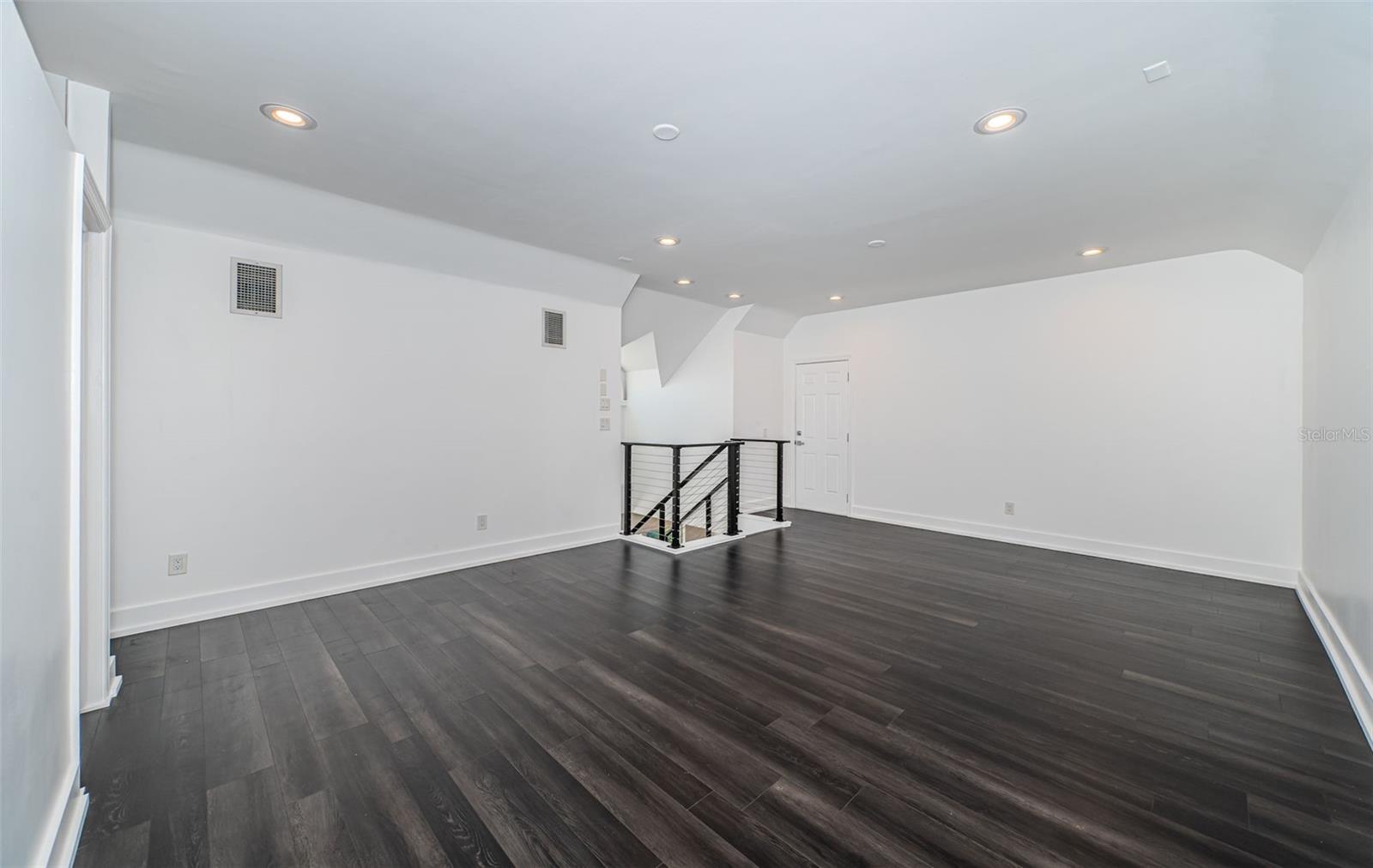 5212 62ND Ave ST PETERSBURG, FL 33715