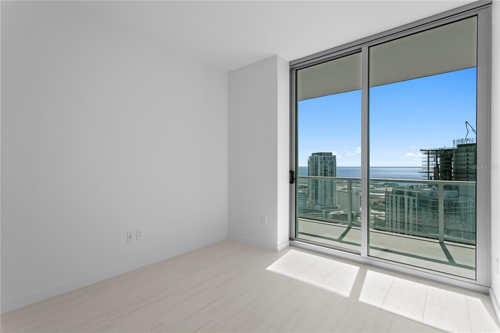 400 CENTRAL Ave #2806 ST PETERSBURG, FL 33701