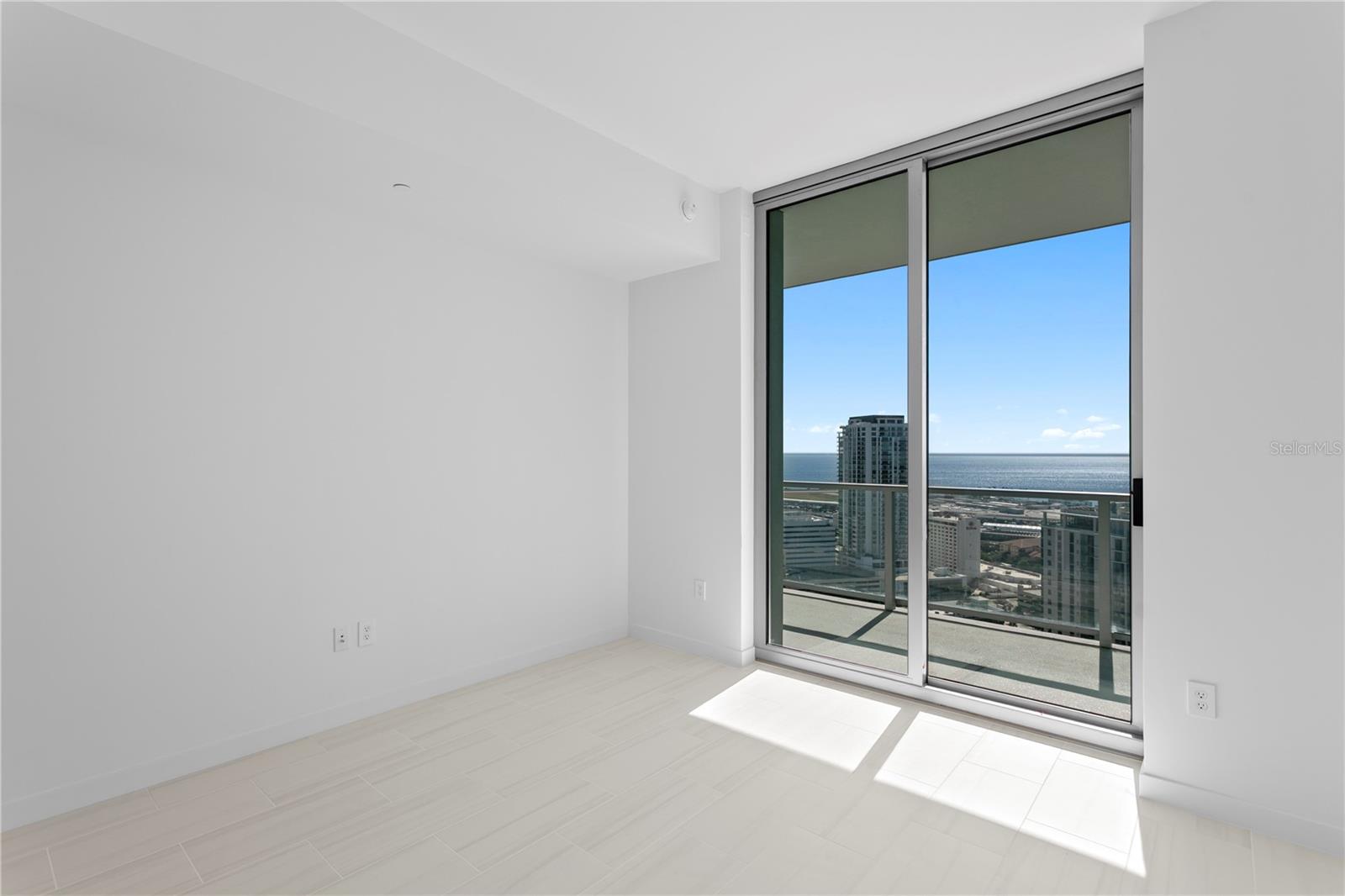 400 CENTRAL Ave #2806 ST PETERSBURG, FL 33701