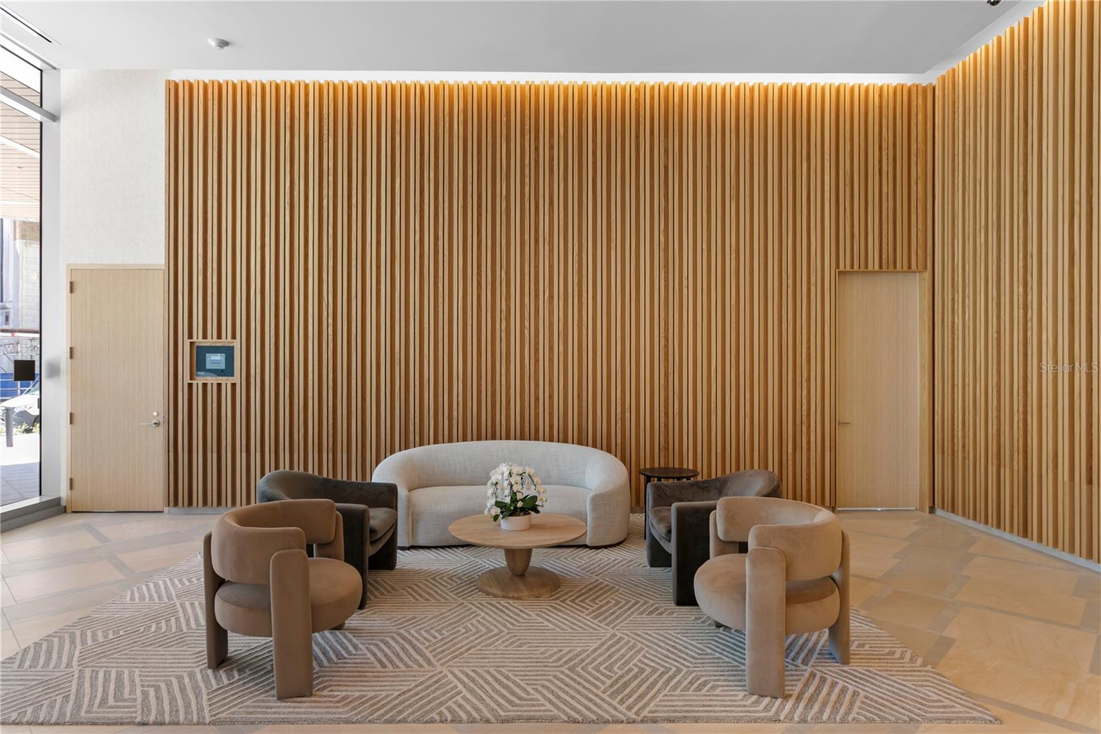 400 CENTRAL Ave #2806 ST PETERSBURG, FL 33701