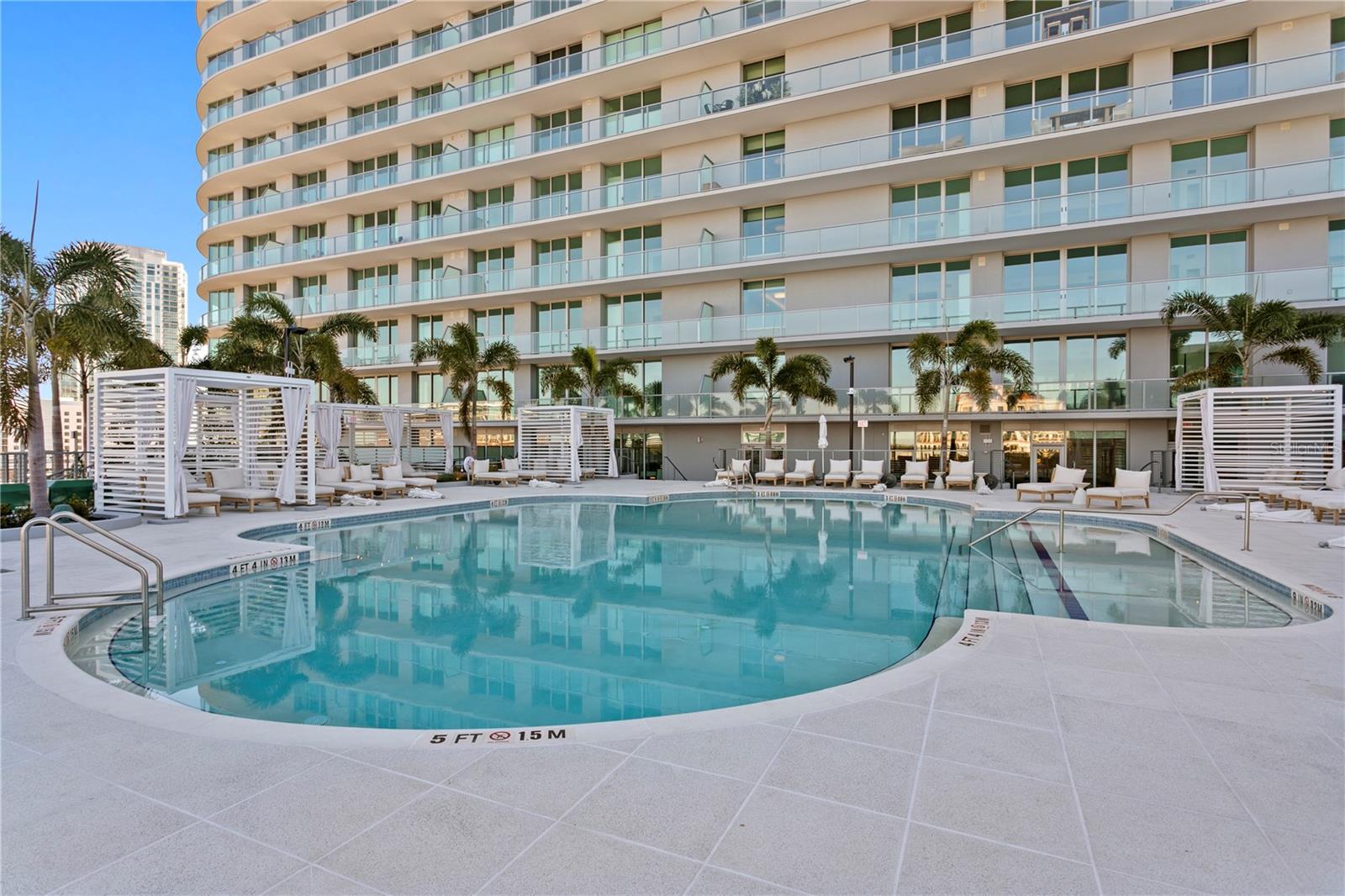 400 CENTRAL Ave #2806 ST PETERSBURG, FL 33701