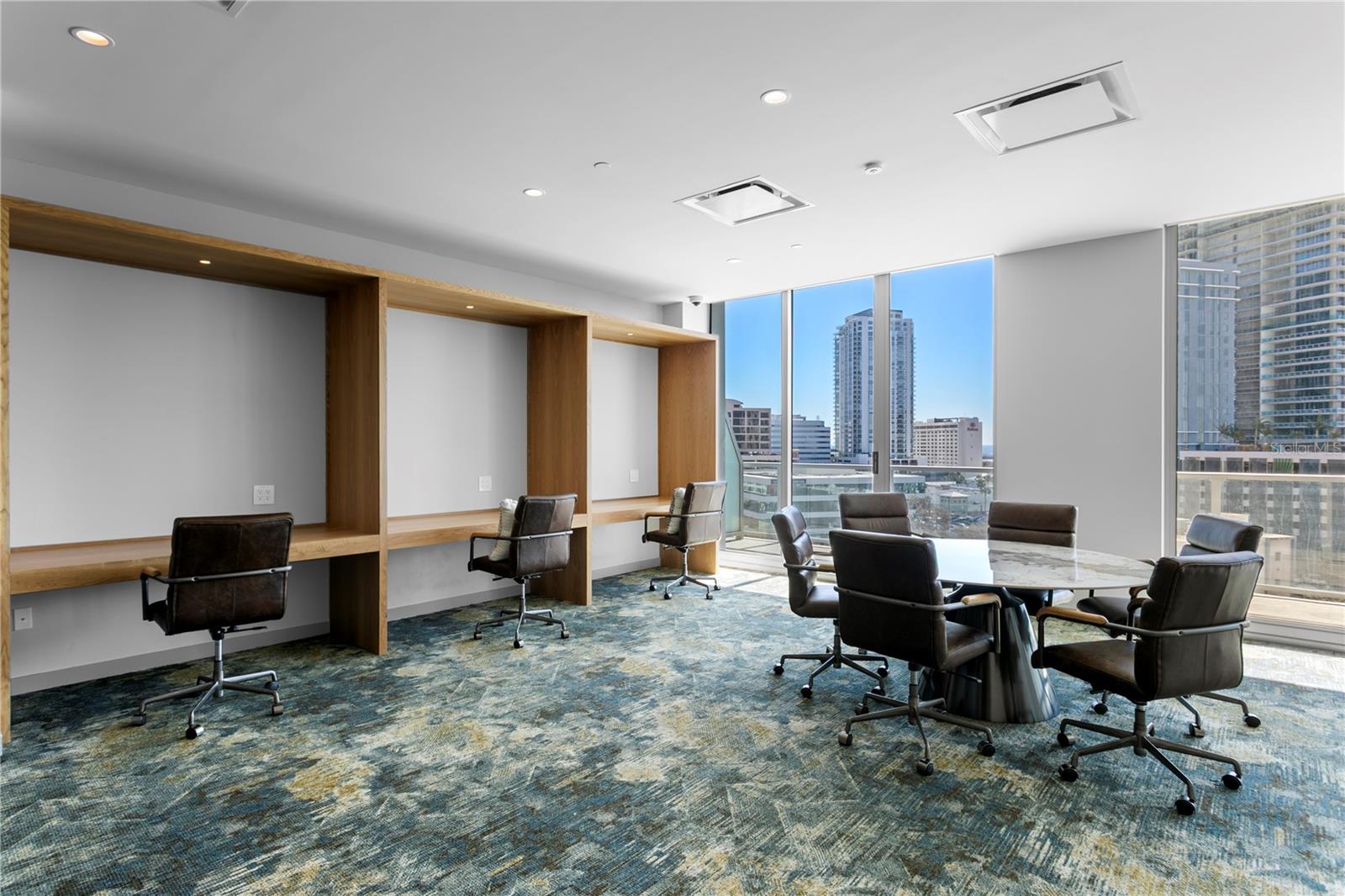 400 CENTRAL Ave #2806 ST PETERSBURG, FL 33701