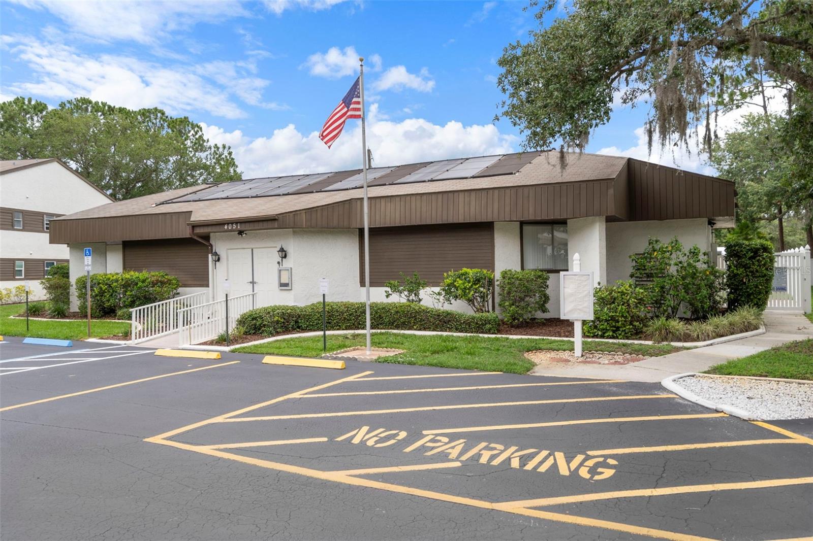 4101 PASSPORT Ln #202 NEW PORT RICHEY, FL 34653