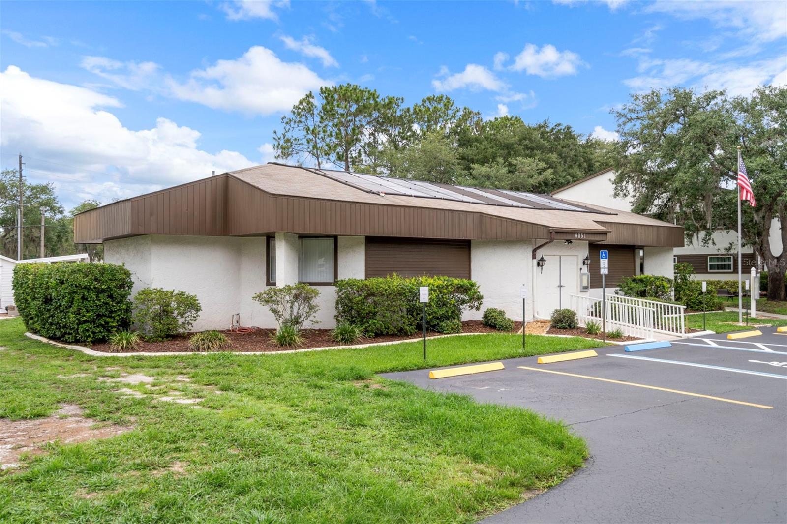 4101 PASSPORT Ln #202 NEW PORT RICHEY, FL 34653