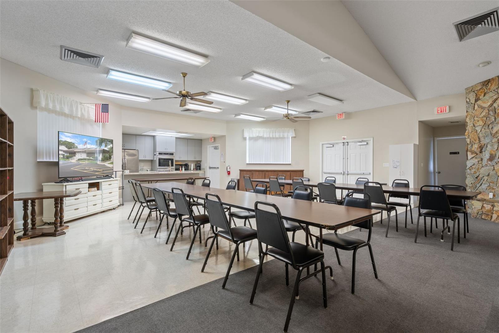 4101 PASSPORT Ln #202 NEW PORT RICHEY, FL 34653
