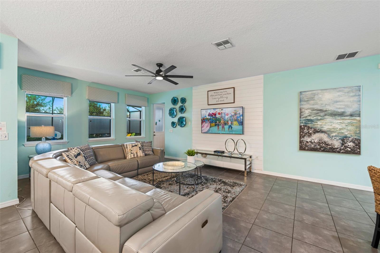 9079 SUNSHINE Rdg Cir KISSIMMEE, FL 34747