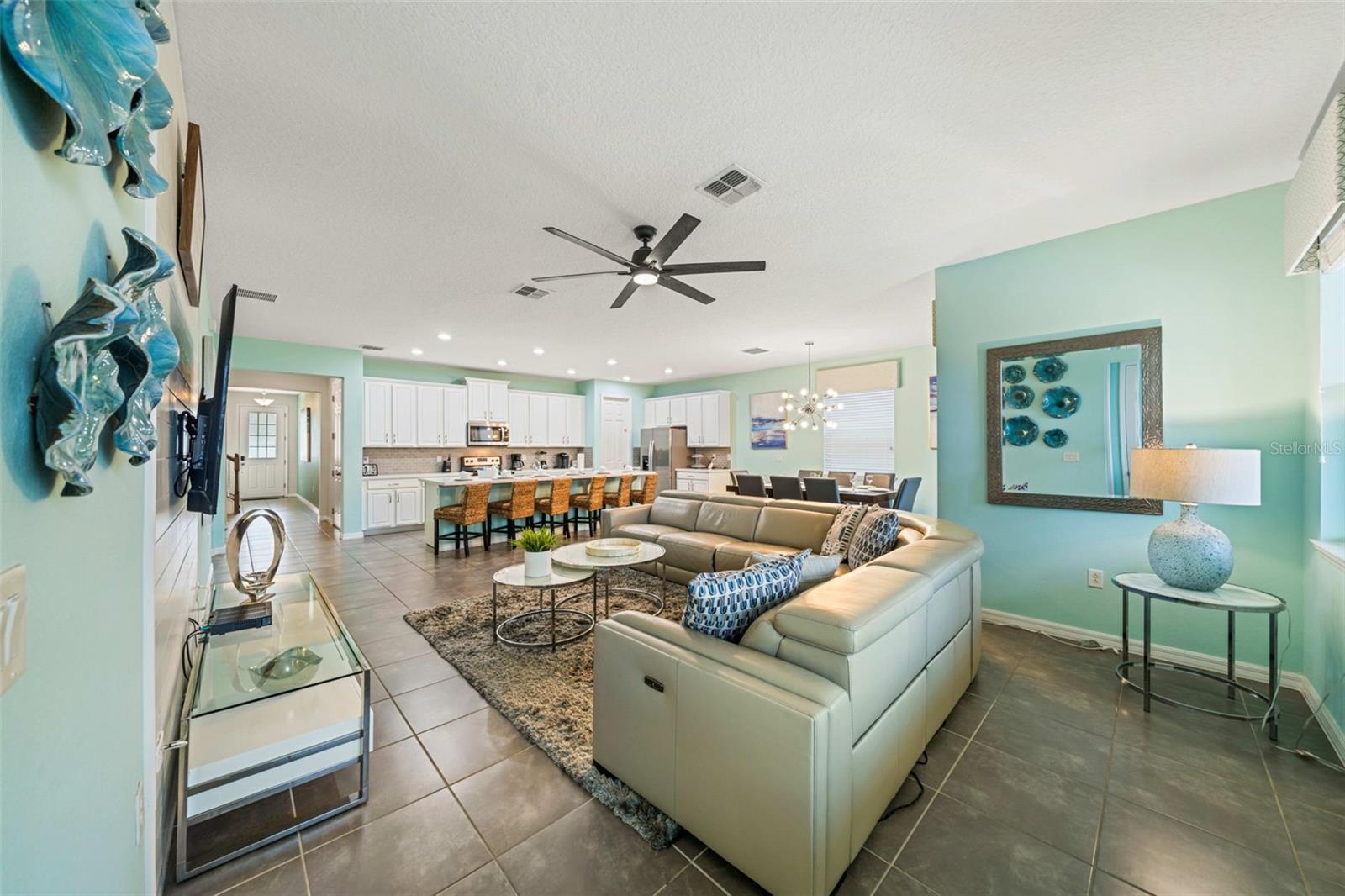 9079 SUNSHINE Rdg Cir KISSIMMEE, FL 34747