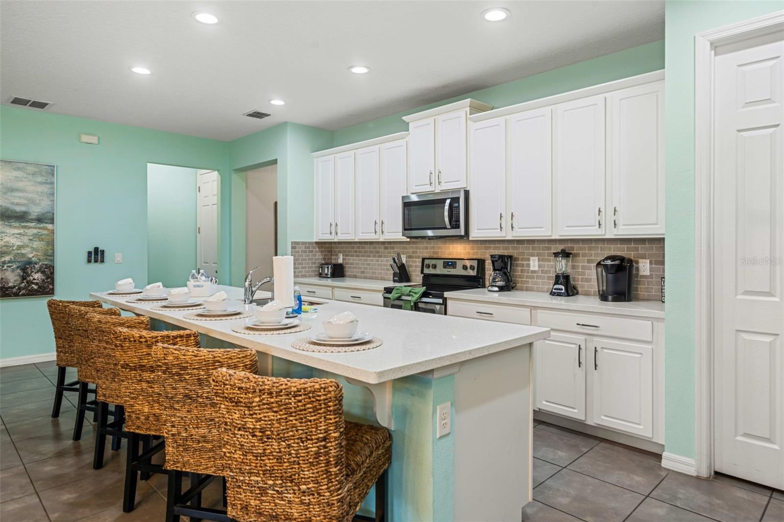 9079 SUNSHINE Rdg Cir KISSIMMEE, FL 34747