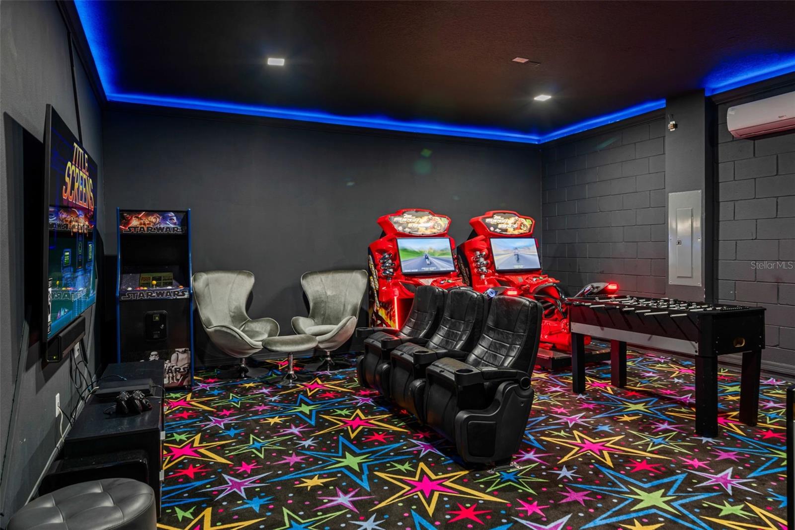 9079 SUNSHINE Rdg Cir KISSIMMEE, FL 34747