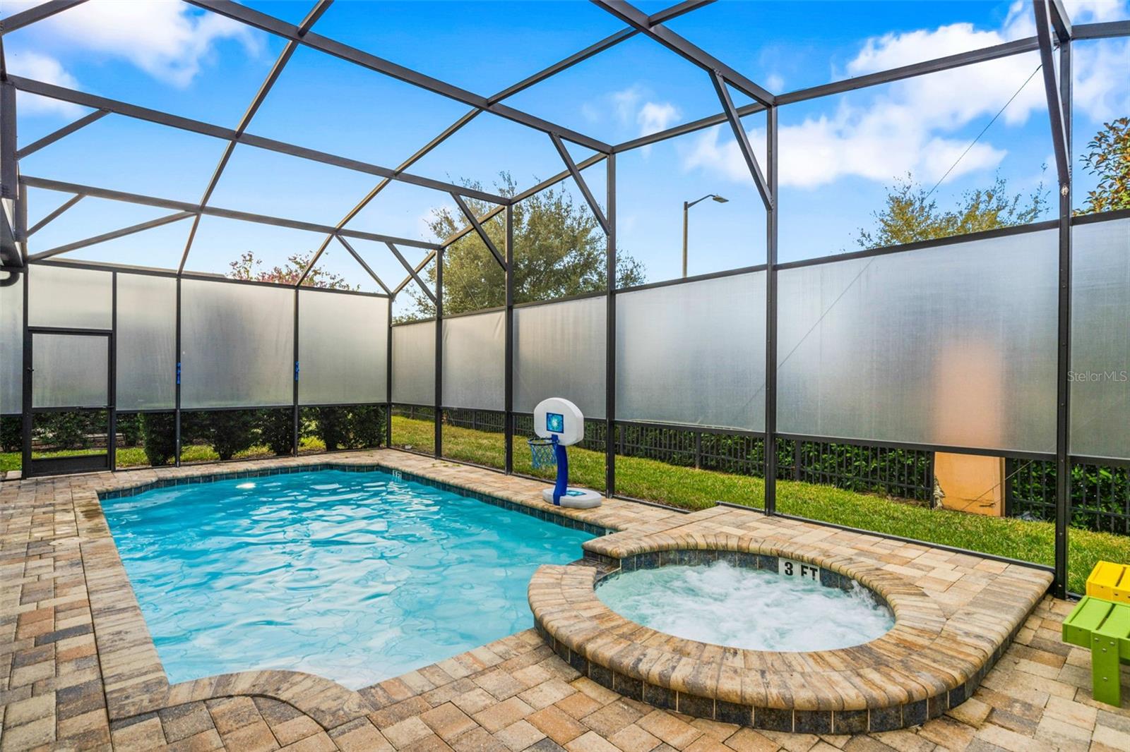 9079 SUNSHINE Rdg Cir KISSIMMEE, FL 34747