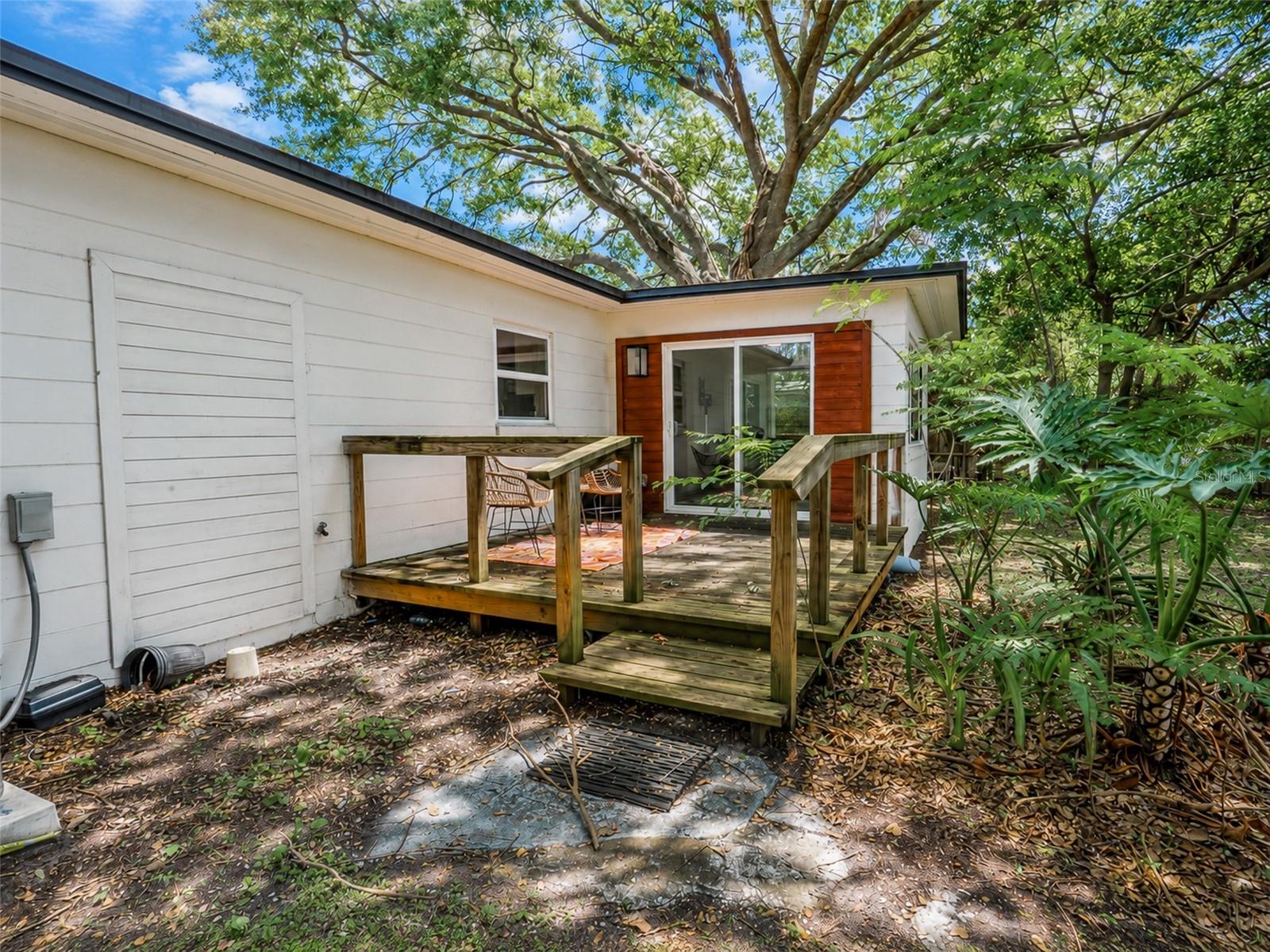 304 E JERSEY St ORLANDO, FL 32806