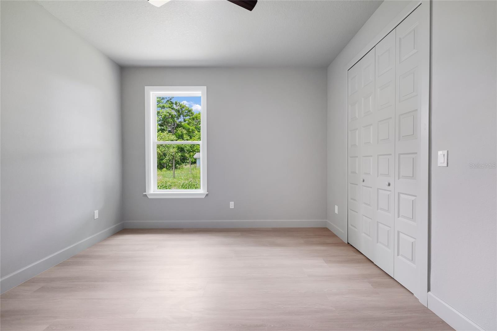 2034 E GRANT Ave ORLANDO, FL 32806