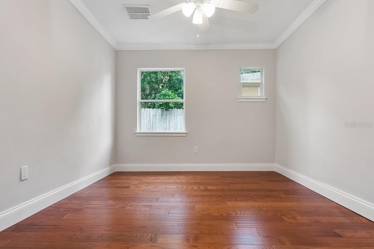 1505 CATHERINE St ORLANDO, FL 32801