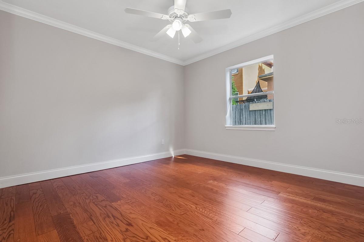 1505 CATHERINE St ORLANDO, FL 32801