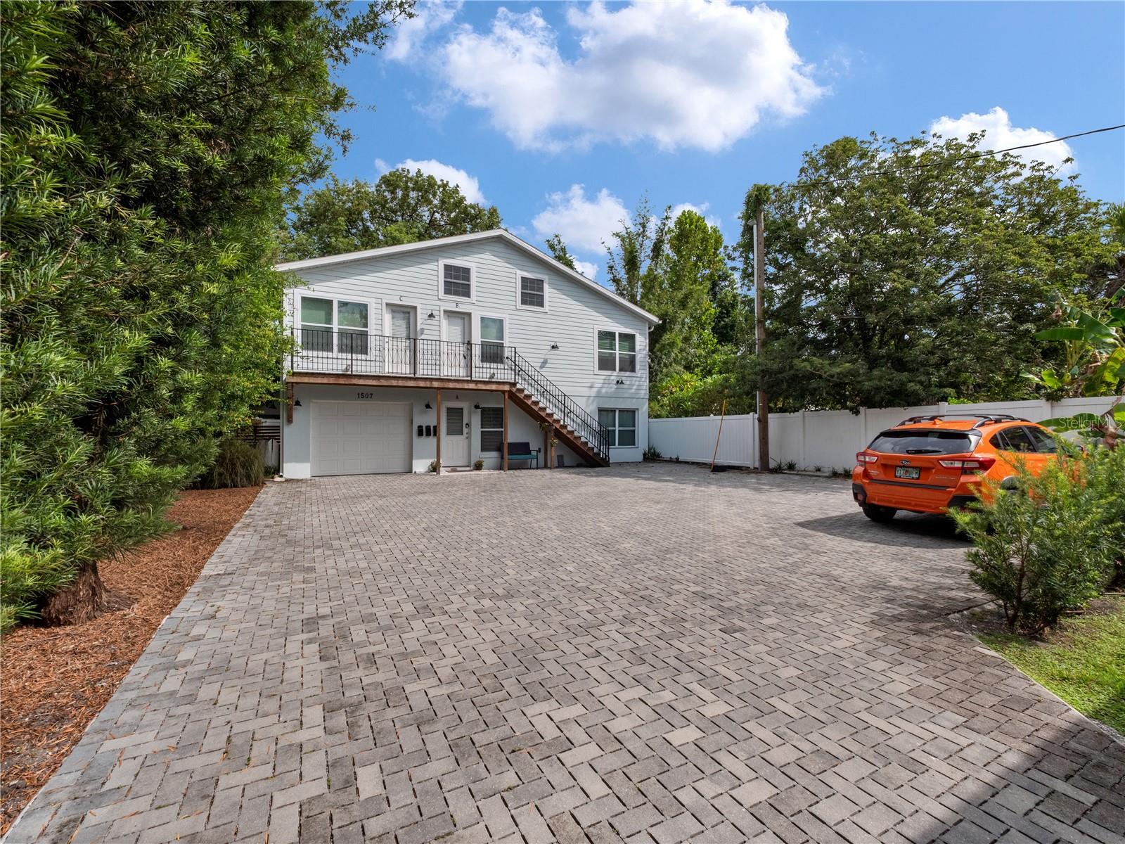 1505 CATHERINE St ORLANDO, FL 32801