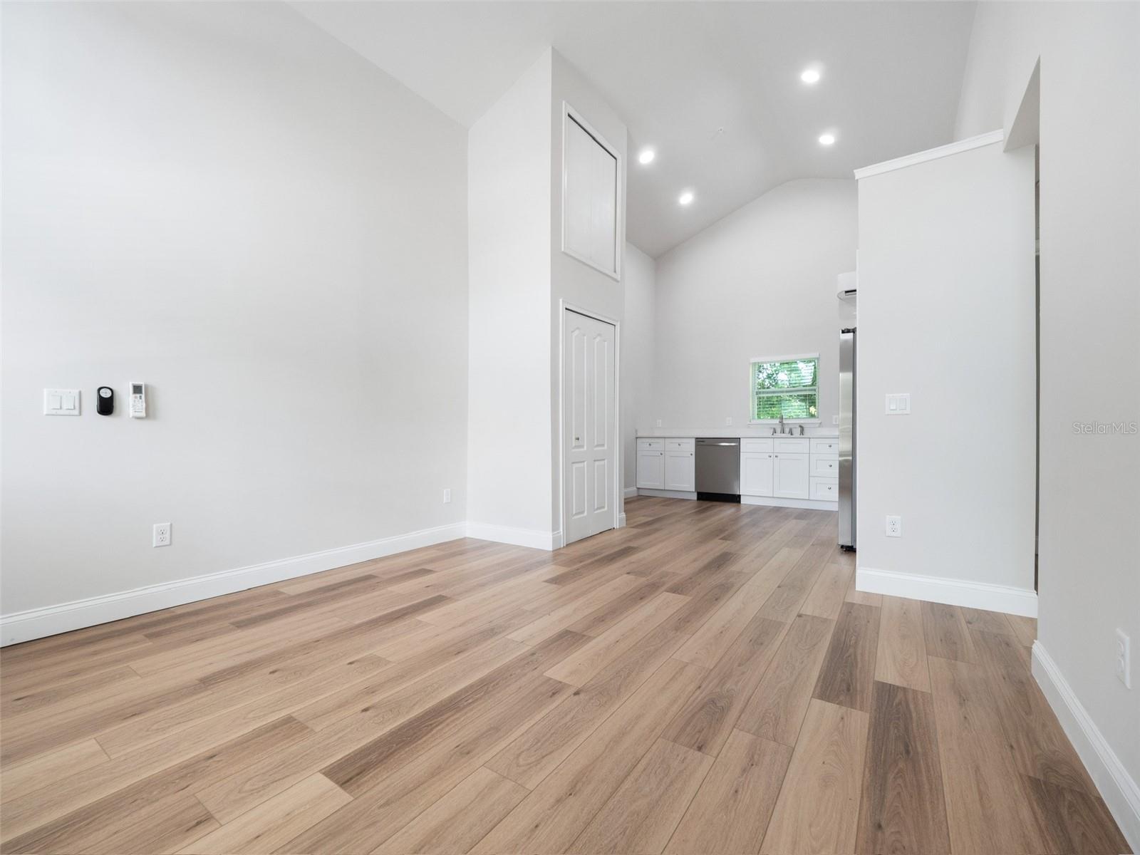1505 CATHERINE St ORLANDO, FL 32801