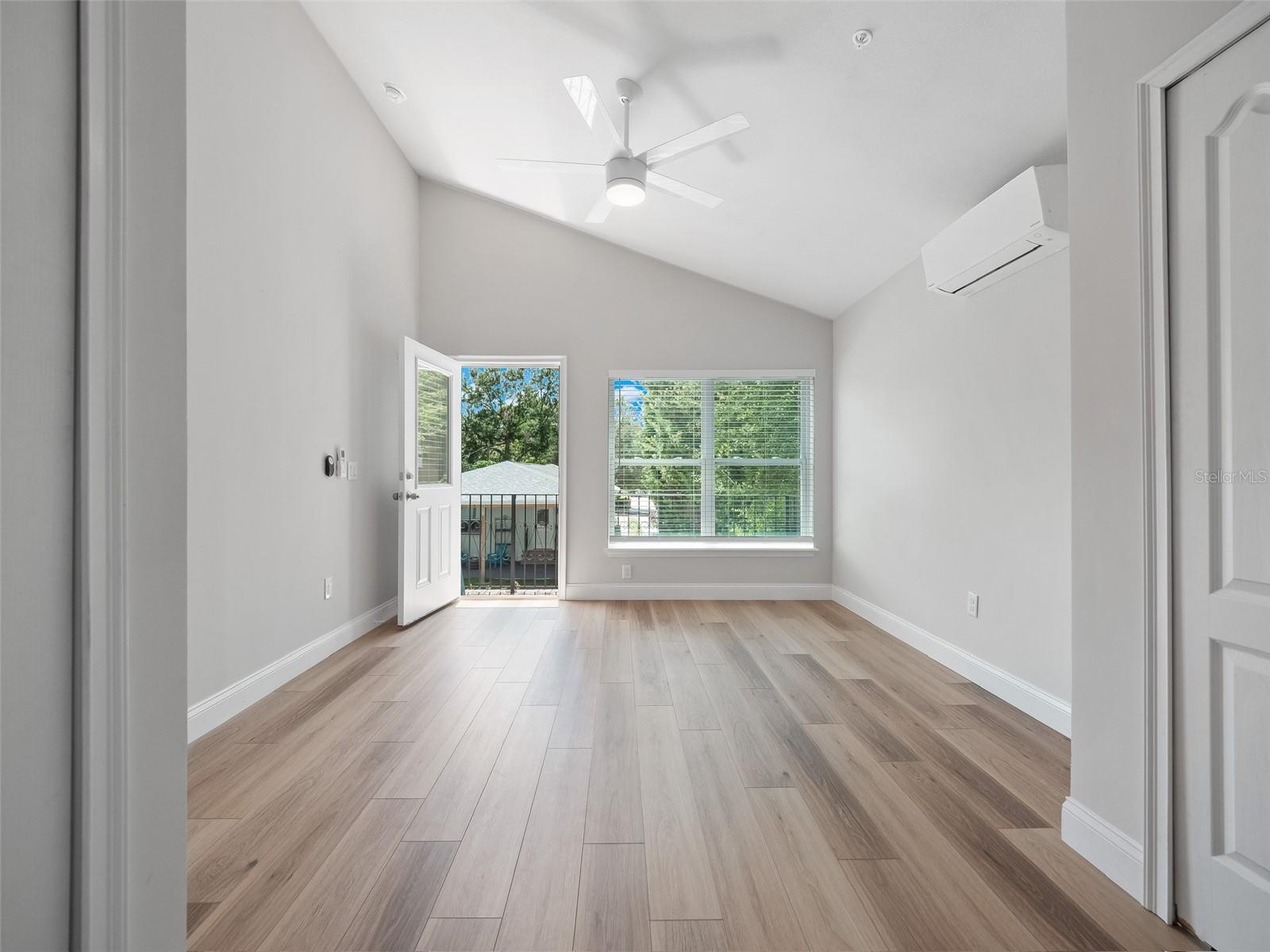 1505 CATHERINE St ORLANDO, FL 32801