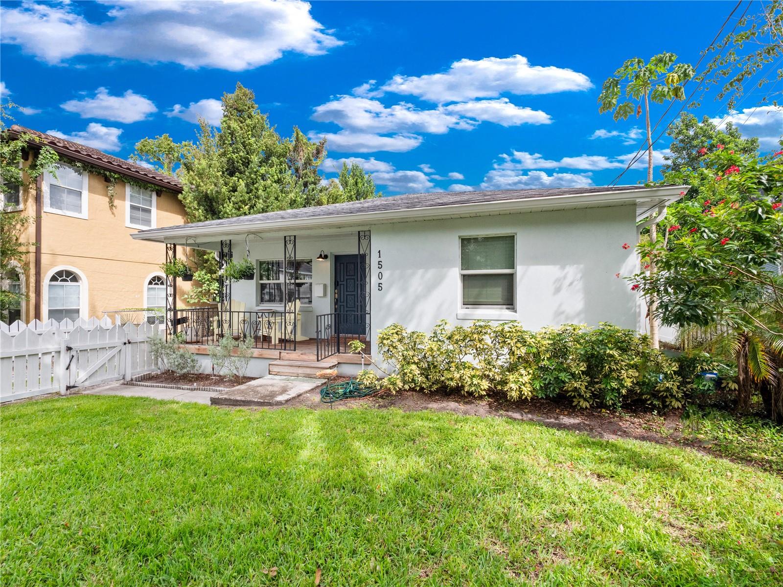 1505 CATHERINE St ORLANDO, FL 32801