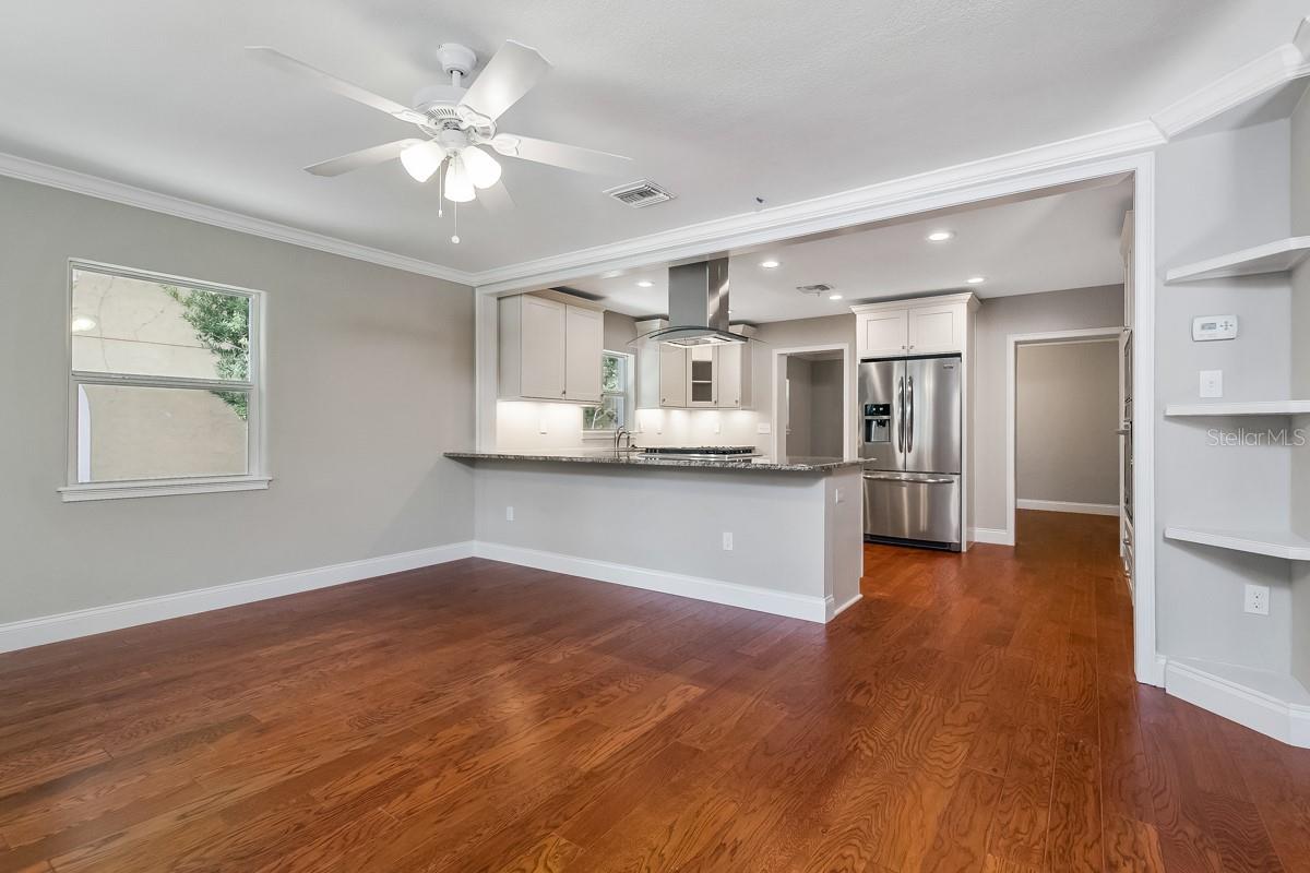 1505 CATHERINE St ORLANDO, FL 32801