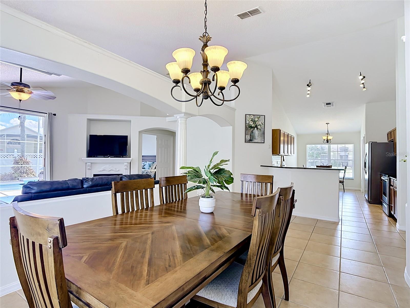 7949 GOLDEN POND Cir KISSIMMEE, FL 34747