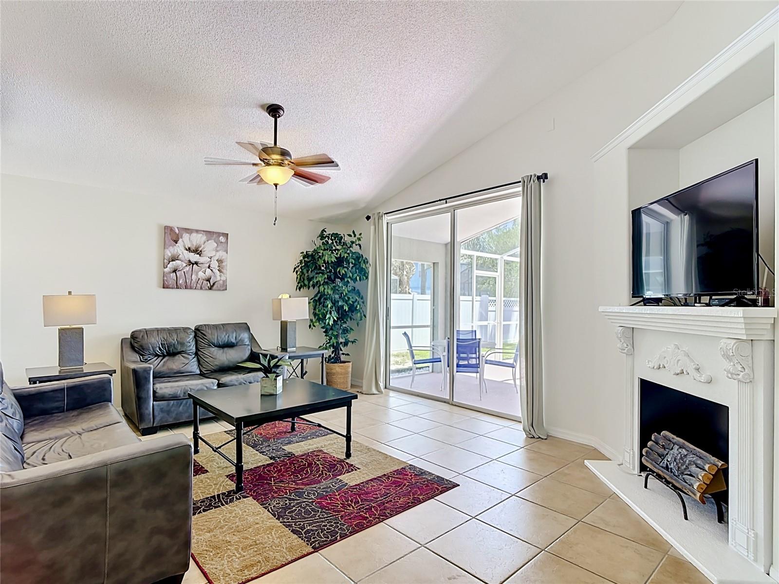 7949 GOLDEN POND Cir KISSIMMEE, FL 34747