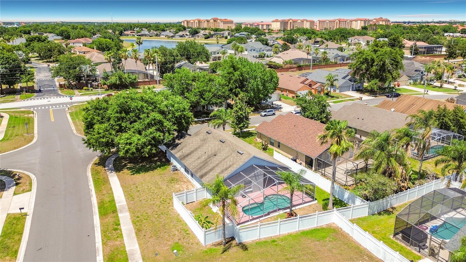 7949 GOLDEN POND Cir KISSIMMEE, FL 34747