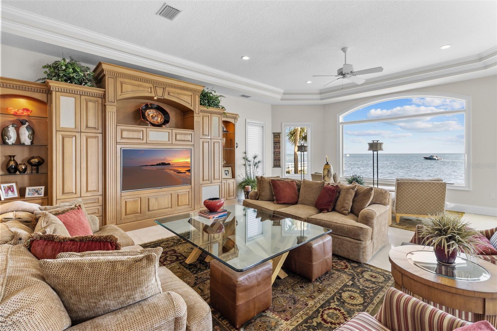 1737 BRIGHTWATERS Blvd ST PETERSBURG, FL 33704