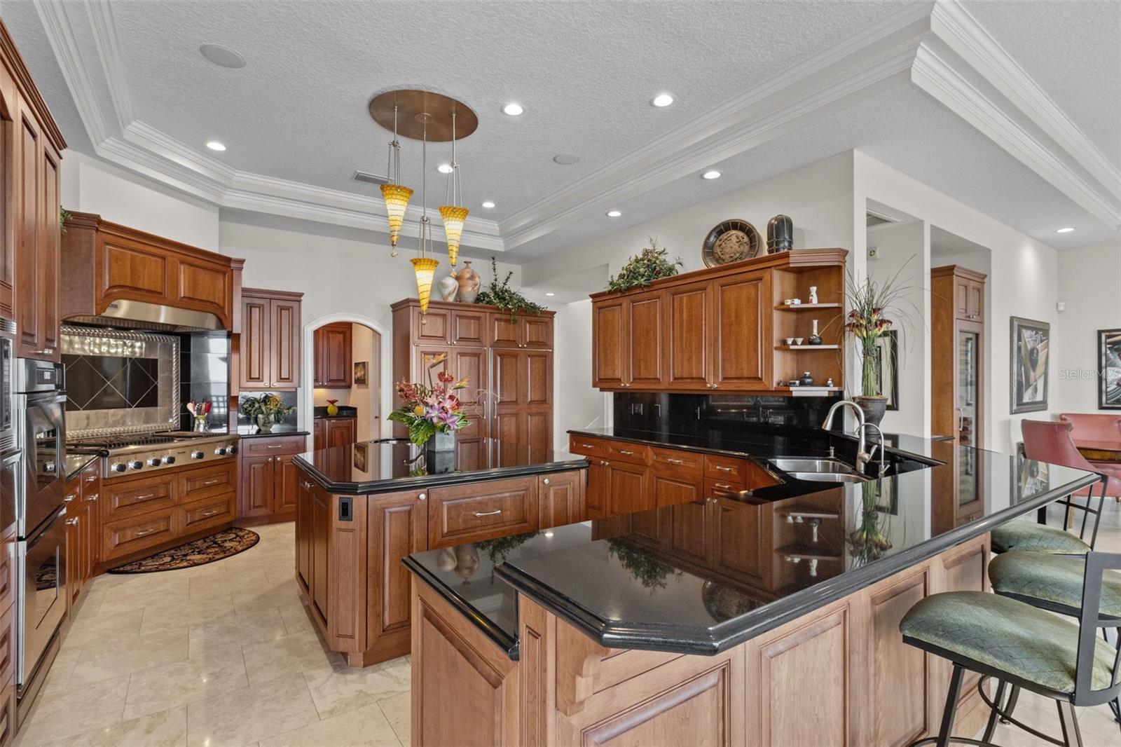 1737 BRIGHTWATERS Blvd ST PETERSBURG, FL 33704