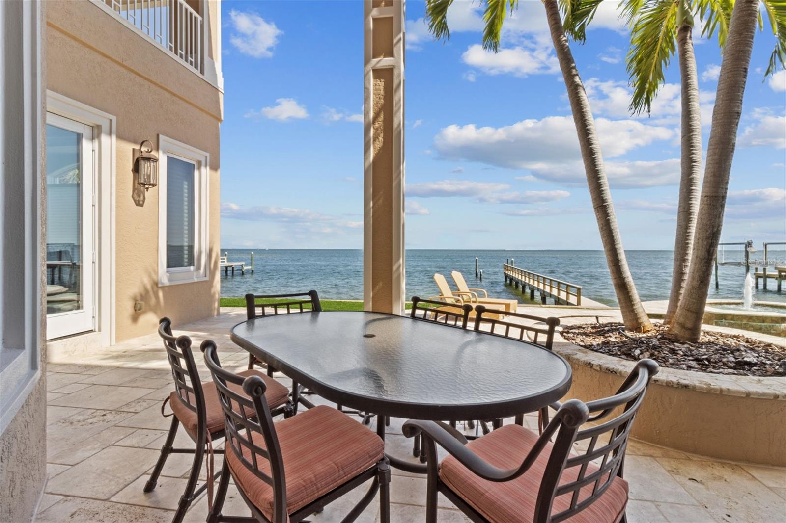 1737 BRIGHTWATERS Blvd ST PETERSBURG, FL 33704