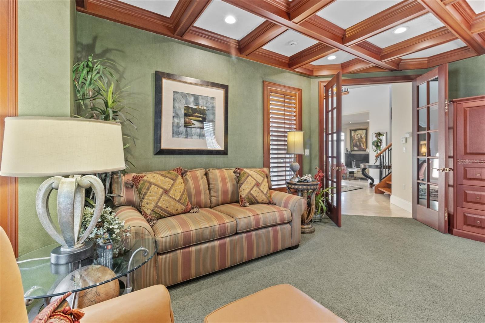 1737 BRIGHTWATERS Blvd ST PETERSBURG, FL 33704