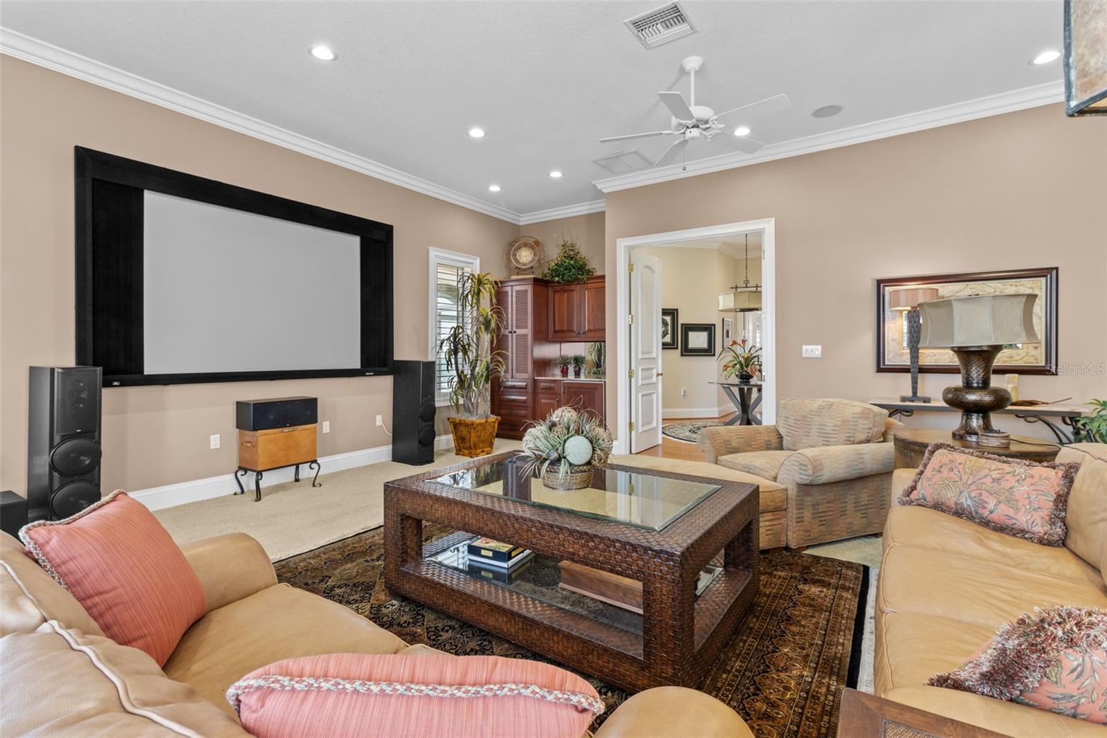 1737 BRIGHTWATERS Blvd ST PETERSBURG, FL 33704