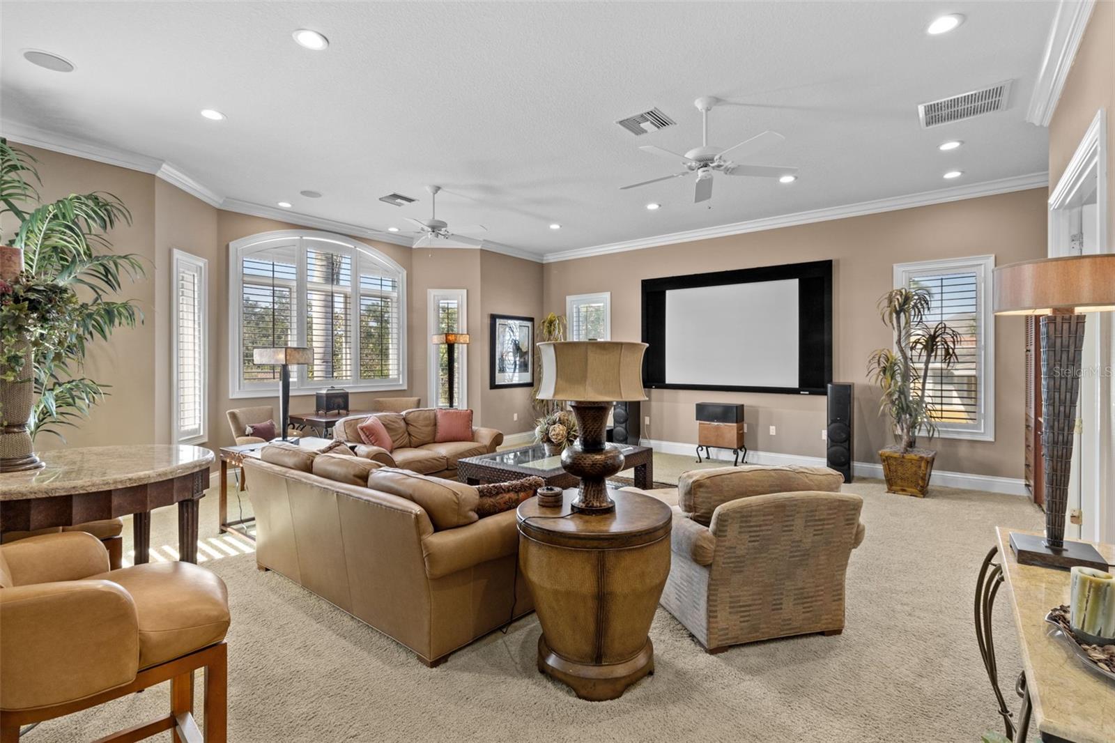 1737 BRIGHTWATERS Blvd ST PETERSBURG, FL 33704