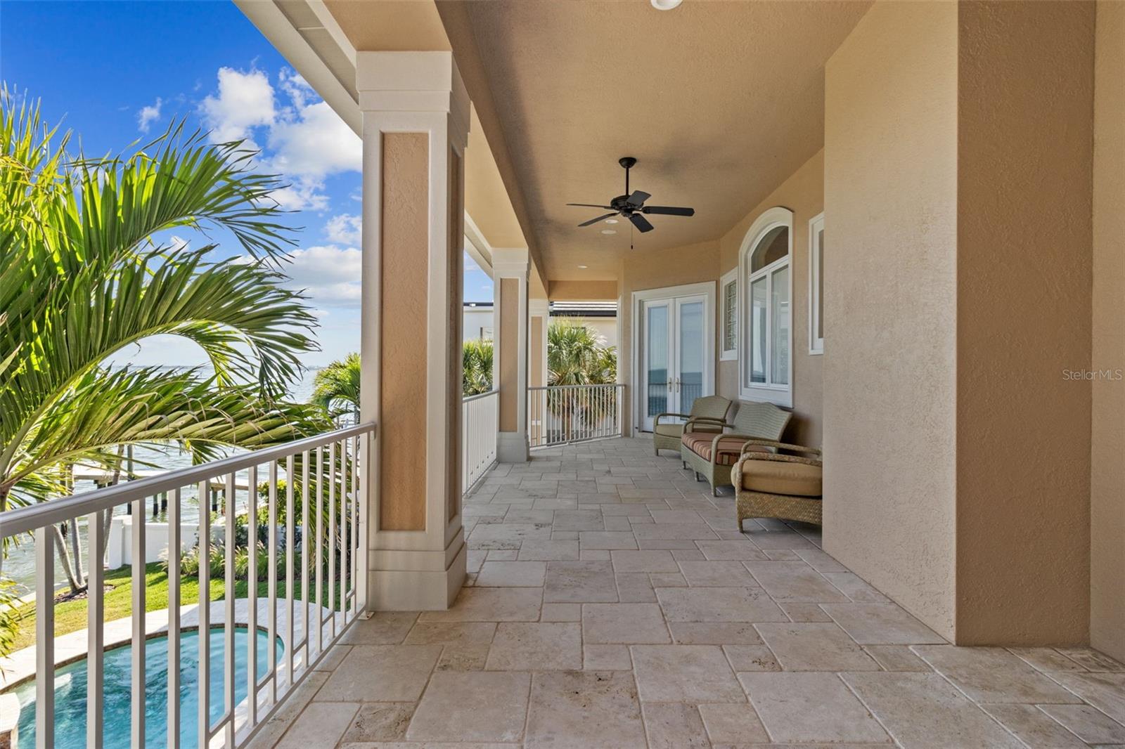 1737 BRIGHTWATERS Blvd ST PETERSBURG, FL 33704