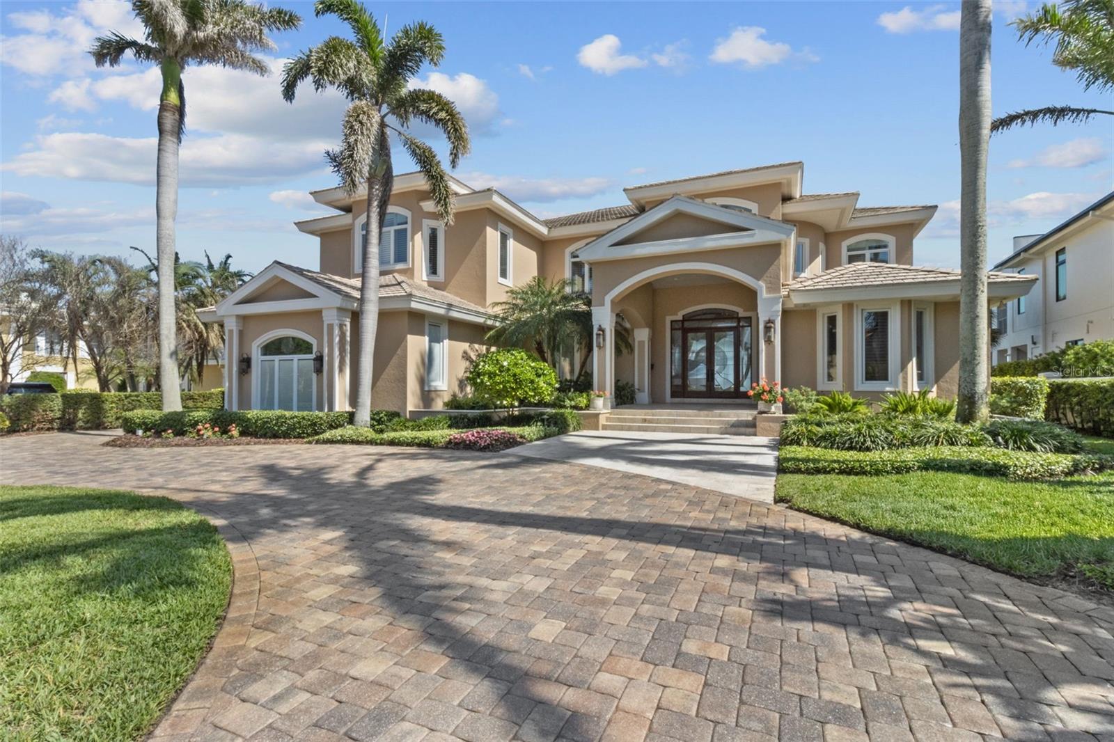 1737 BRIGHTWATERS Blvd ST PETERSBURG, FL 33704