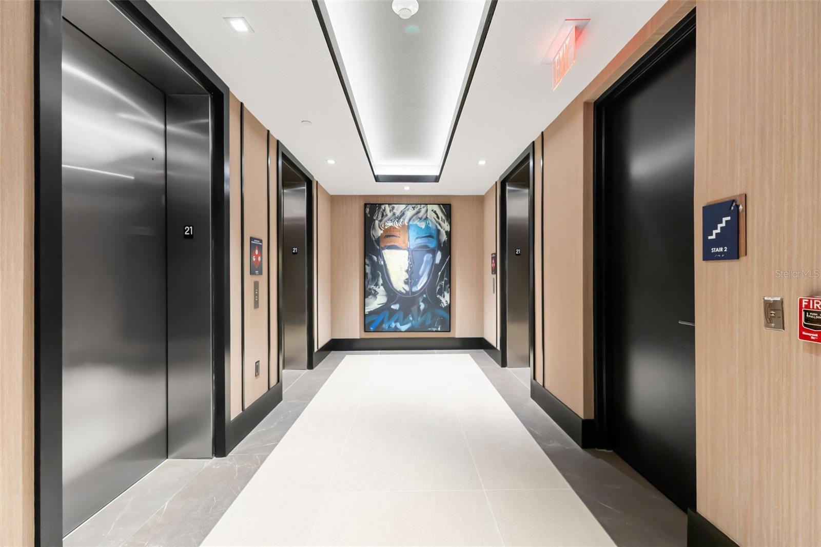 275 1ST Ave #2108 ST PETERSBURG, FL 33701