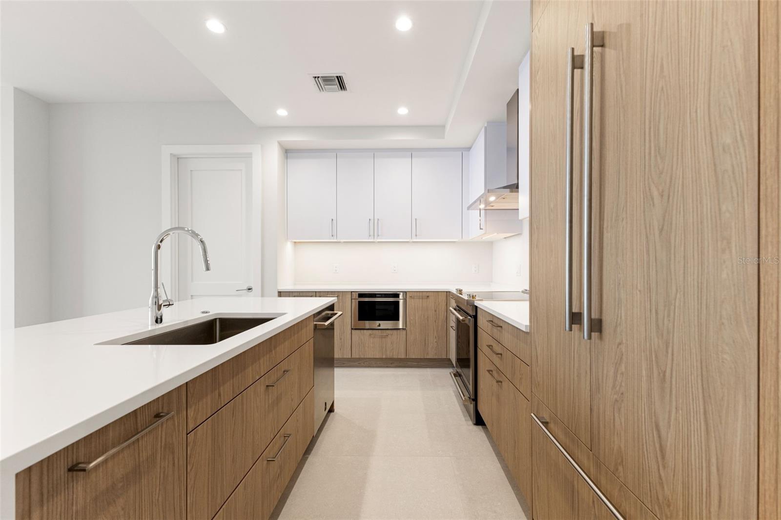 275 1ST Ave #2108 ST PETERSBURG, FL 33701