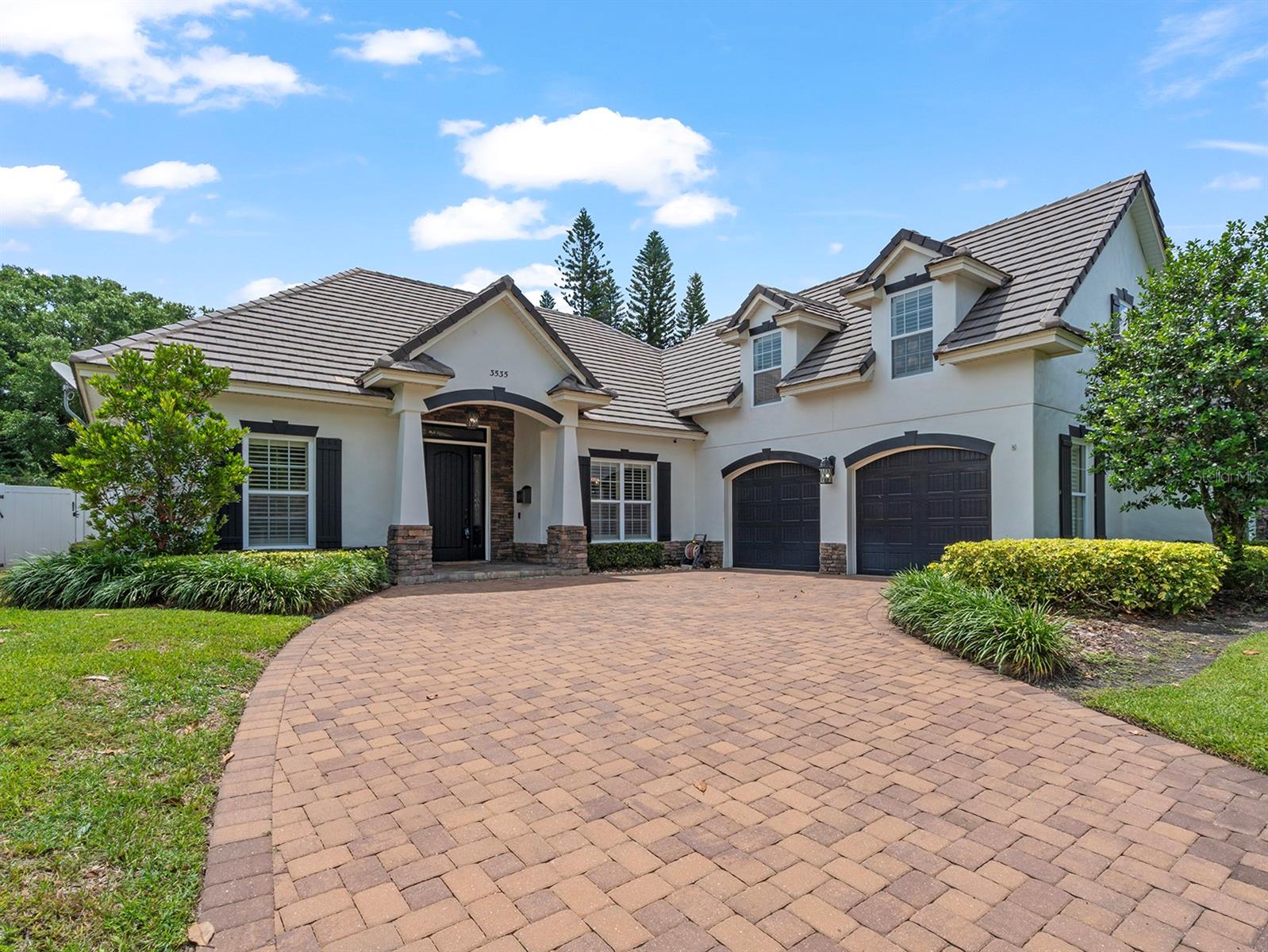 3535 Lk SARAH Dr