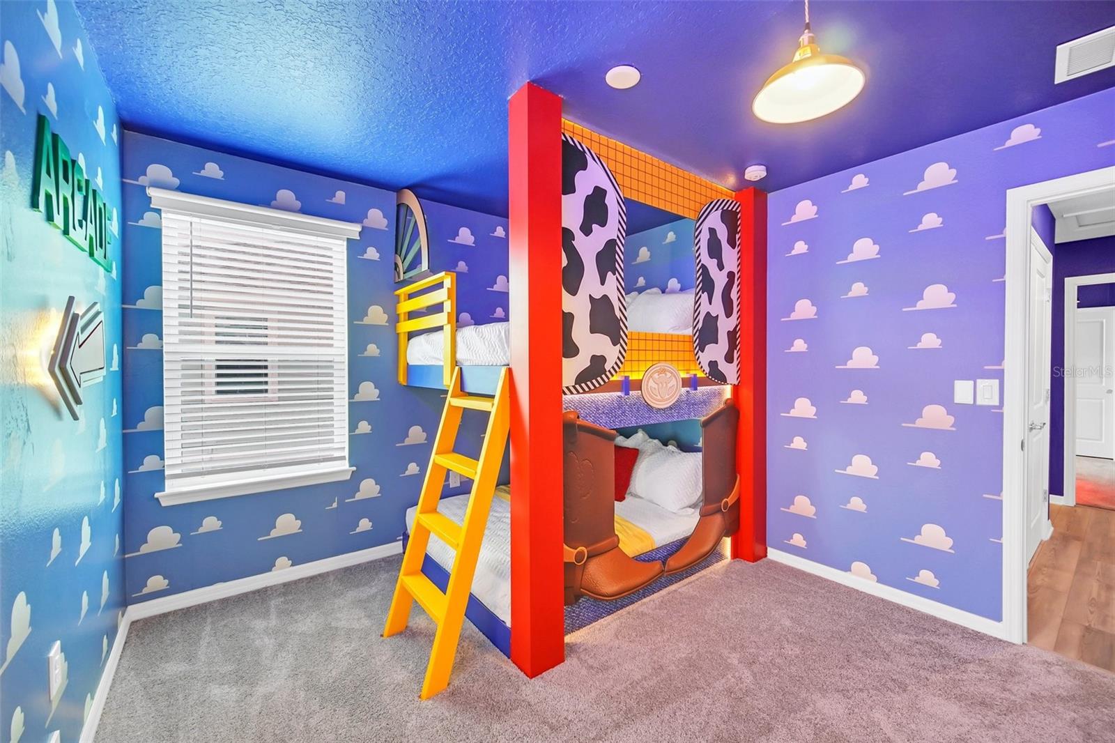 16248 SAINT MARTIN St CLERMONT, FL 34714