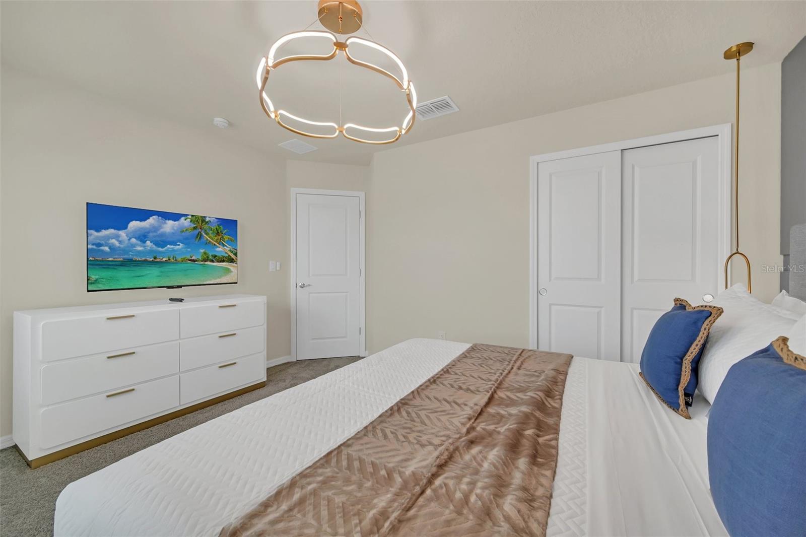 16248 SAINT MARTIN St CLERMONT, FL 34714