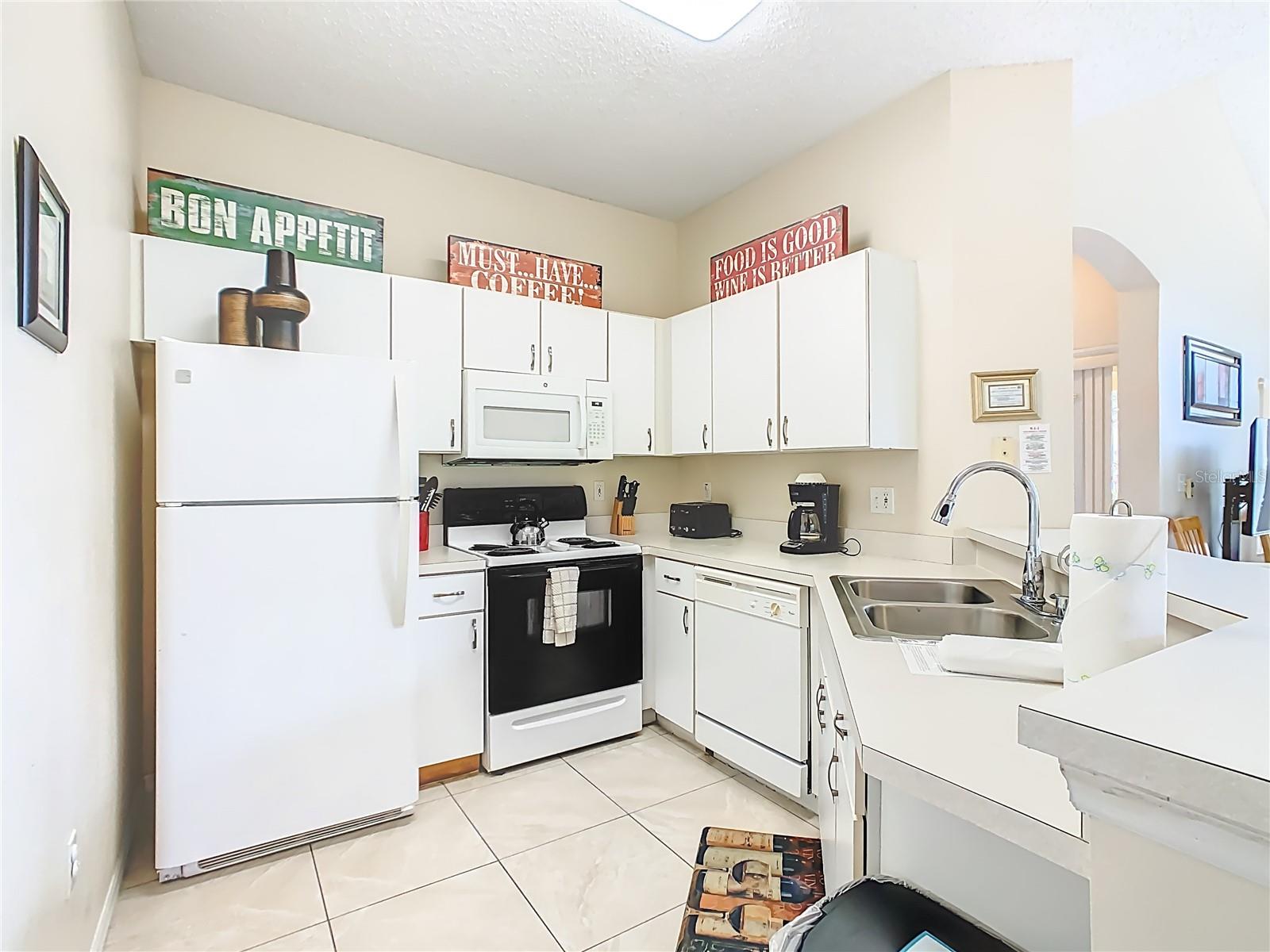 2764 SUN KEY Pl KISSIMMEE, FL 34747