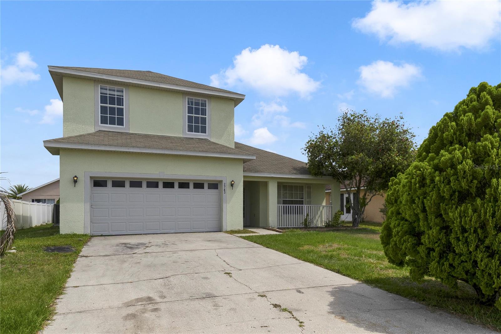 2743 EAGLE Cyn Dr KISSIMMEE, FL 34746