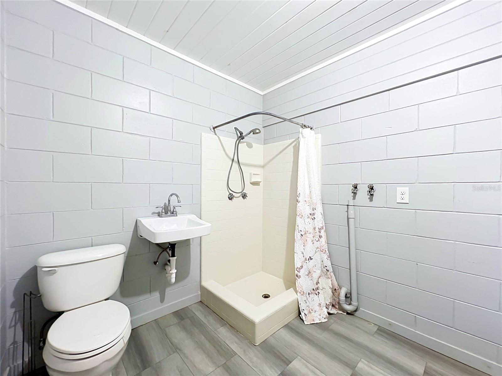 2980 WESTLAND Rd MOUNT DORA, FL 32757